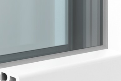 Taq-Ferestre PVC-Usi PVC-Ferestre-Softline-76-9-Detaliu al unei ferestre PVC cu geam termoizolant dublu/triplu stratificat, oferind izolare termică și fonică superioară.