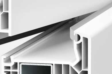 Taq-Ferestre PVC-Ferestre-Softline-82-AD-7-Profil PVC cu armătură metalică, garnitură de etanșare și structură multicamerală pentru izolare termică și fonică optimizată.