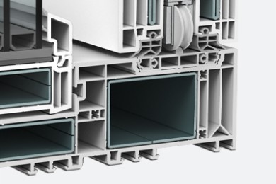 Taq-Usi PVC-Usi-Vekamotion-82-Max-4-Secțiune transversală a unui profil PVC pentru uși glisante, cu ranforsare metalică și camere multiple pentru izolare termică avansată.